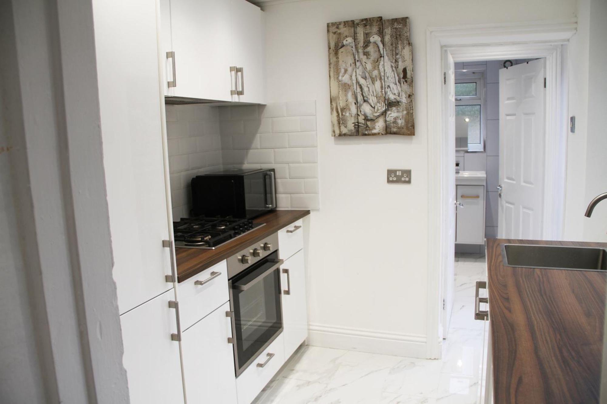 Retreat-2 Bedroom House Parking & Garden Casa vacanze *